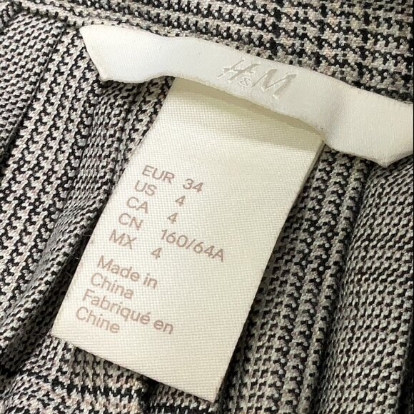 NWOT H&M Plaid Herringbone Pleated Academia Skirt - Picture 3 of 3